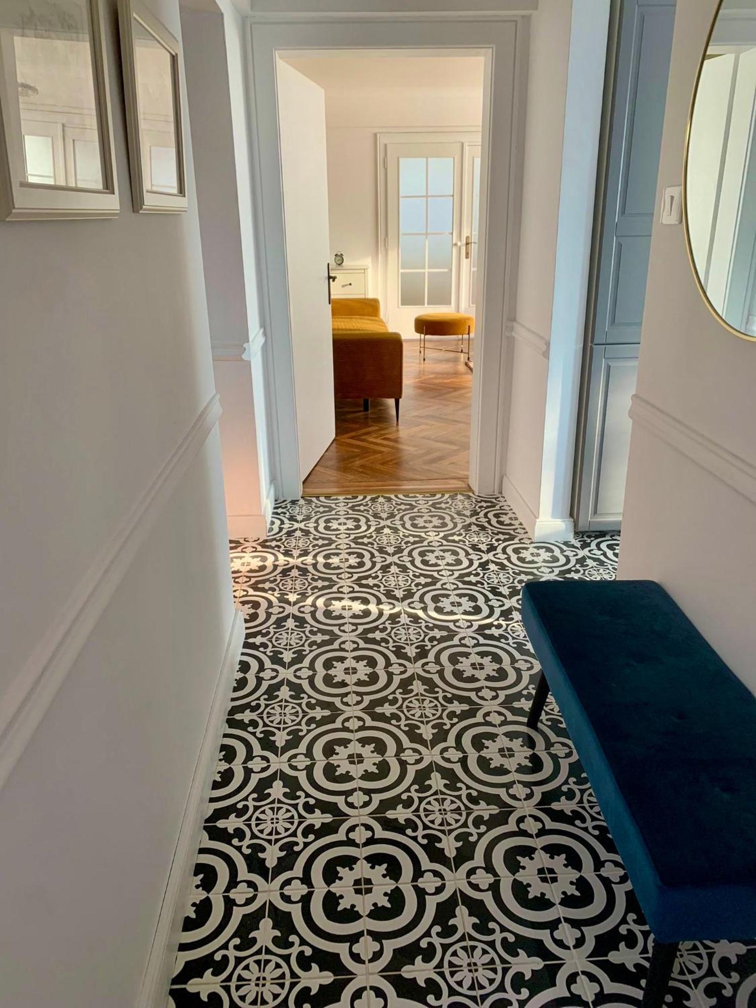 Cloos - Elegant With Panoramic View *