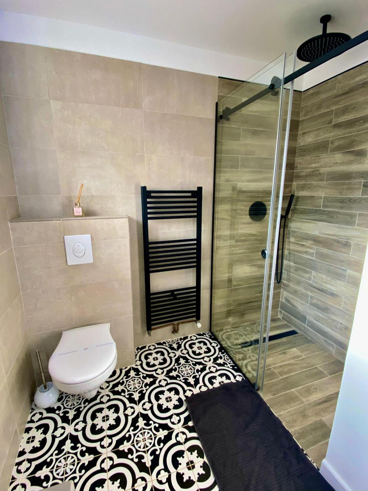 Apartment Cloos - Elegant With Panoramic View Brașov